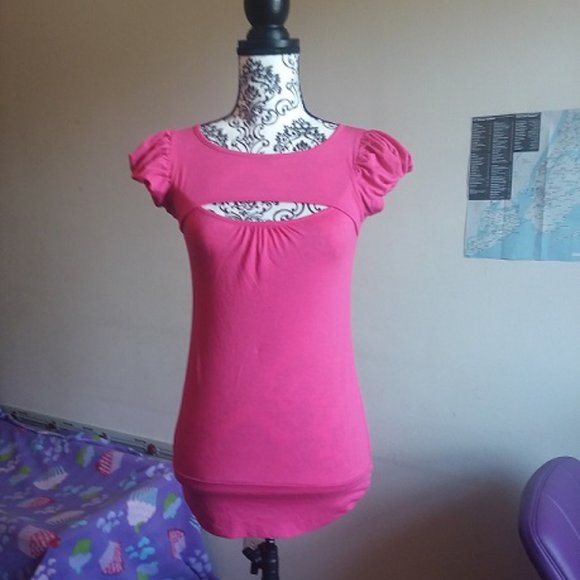 hot pink cut out long shirt - Picture 3 of 5